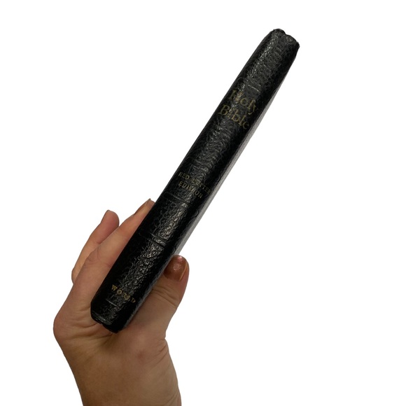 Vintage 50s WorldBible Black Leather Zippered Red Letter Edition RLE - Picture 6 of 15